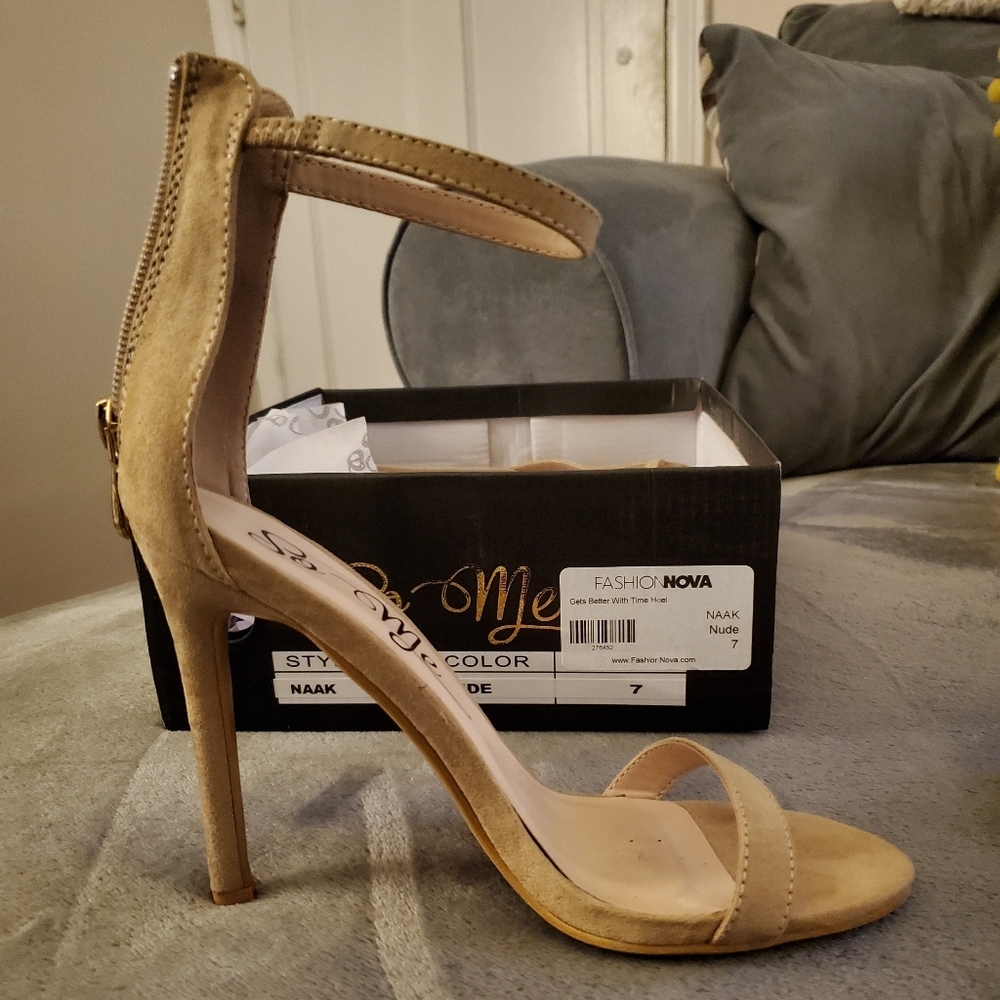 Fashion Nova(So Me) Nude heels